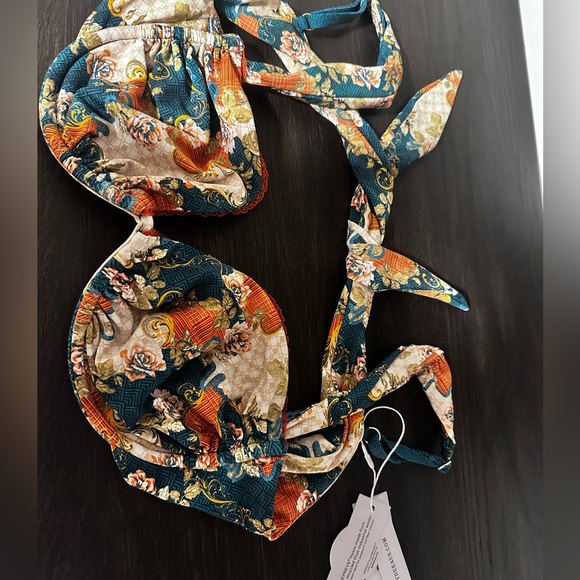 BYDEE ANTIGUA SWIM TOP - Picture 3 of 3